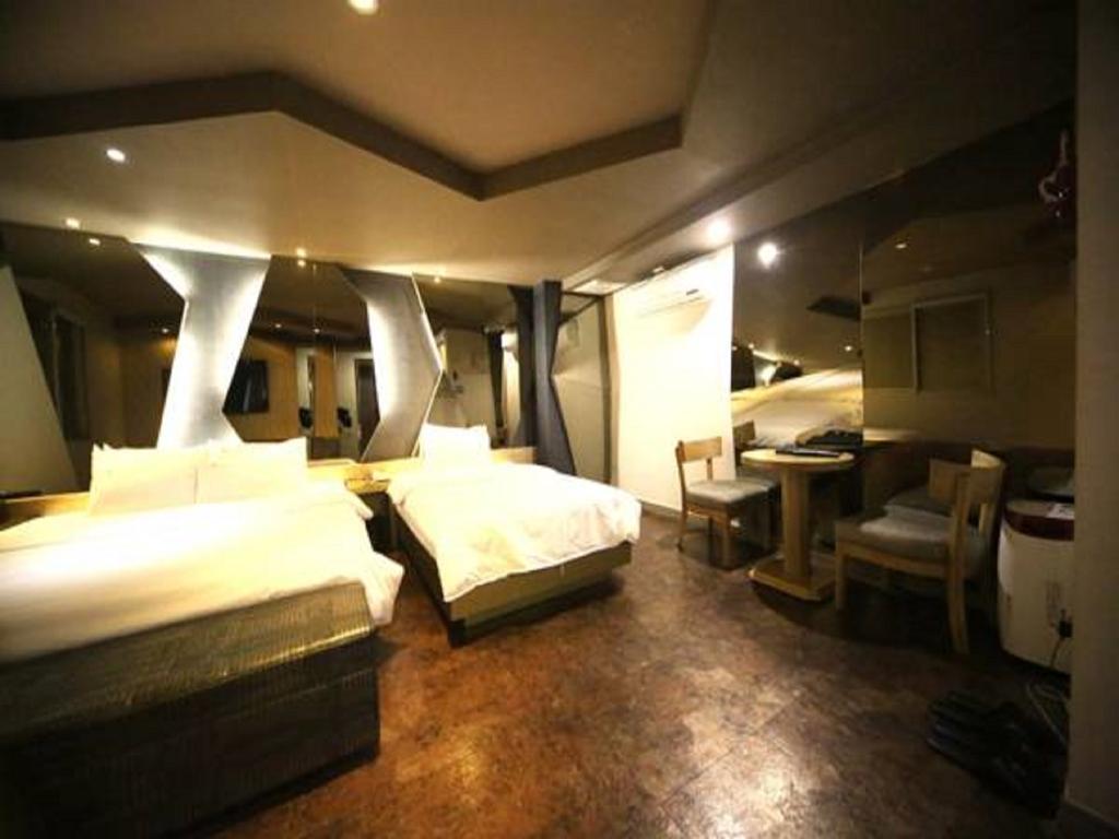 Haeundae Jun Motel Ciudad Metropolitana de Ciudad Metropolitana de Busan Exterior foto