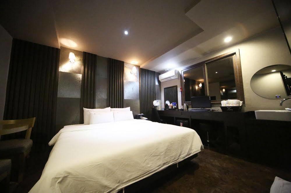 Haeundae Jun Motel Ciudad Metropolitana de Ciudad Metropolitana de Busan Exterior foto